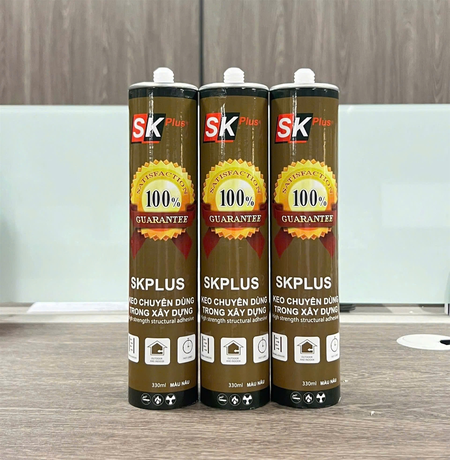 Keo dán dùng trong xây dựng SK PLUS